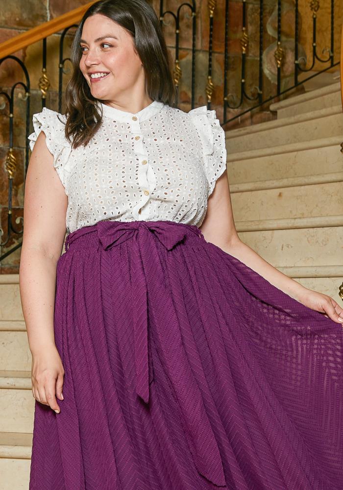 Plus size eyelet top Clearance